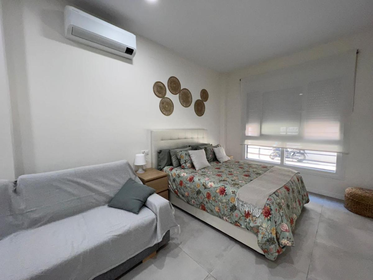 Centro Estudio Trinidad Malaga 3 Kültér fotó